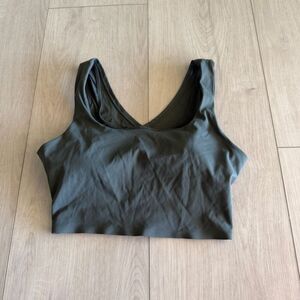 TAVI athletic crossover sports bra size s